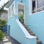 Starry Starry Night - Cape Town, 3-Bedroom 2-Bathroom Seaside House In Three Anchor Bay